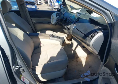 2005 Toyota Prius from USA, damaged, VIN JTDKB20U453077641